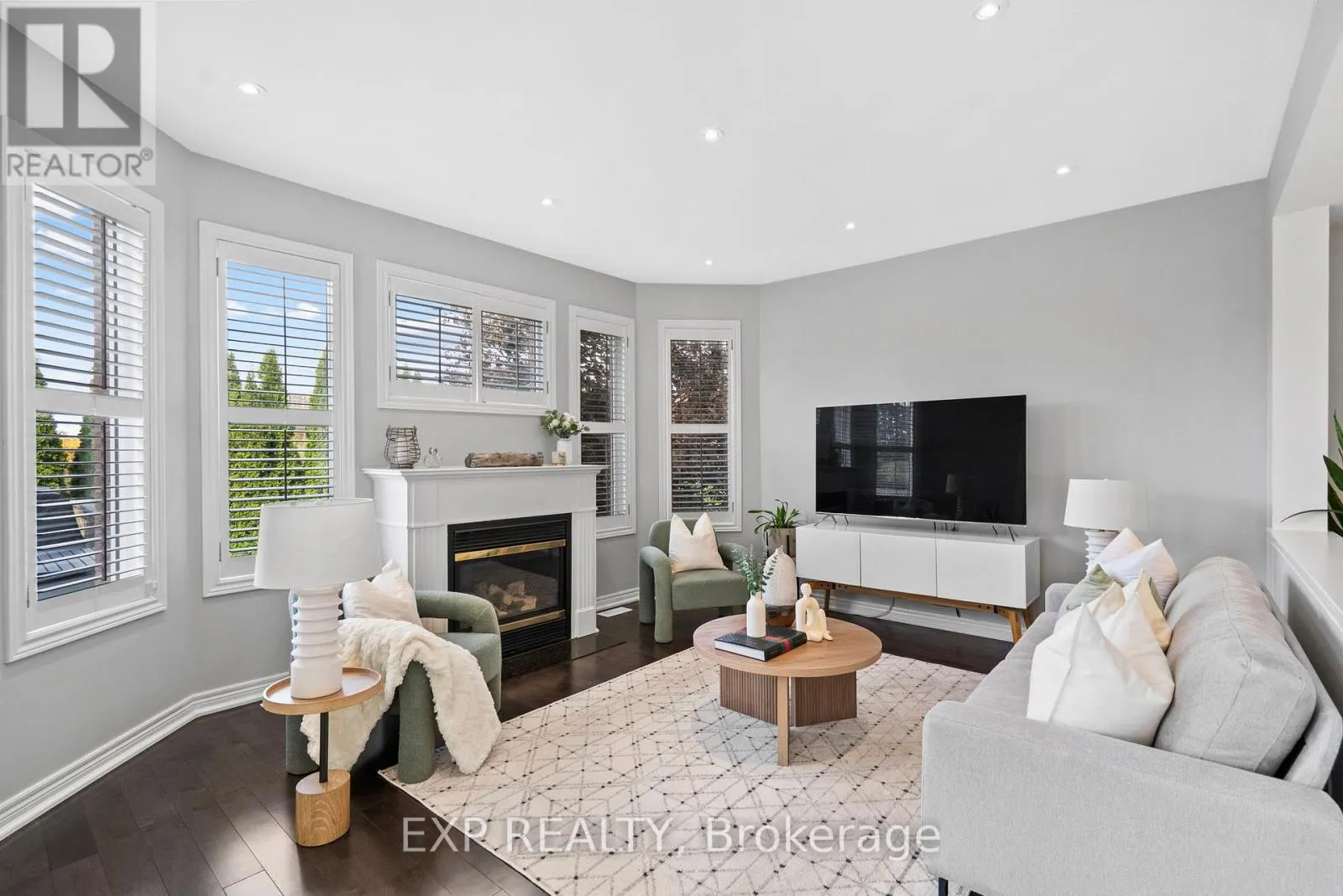 61 TIMBERCREEK COURT