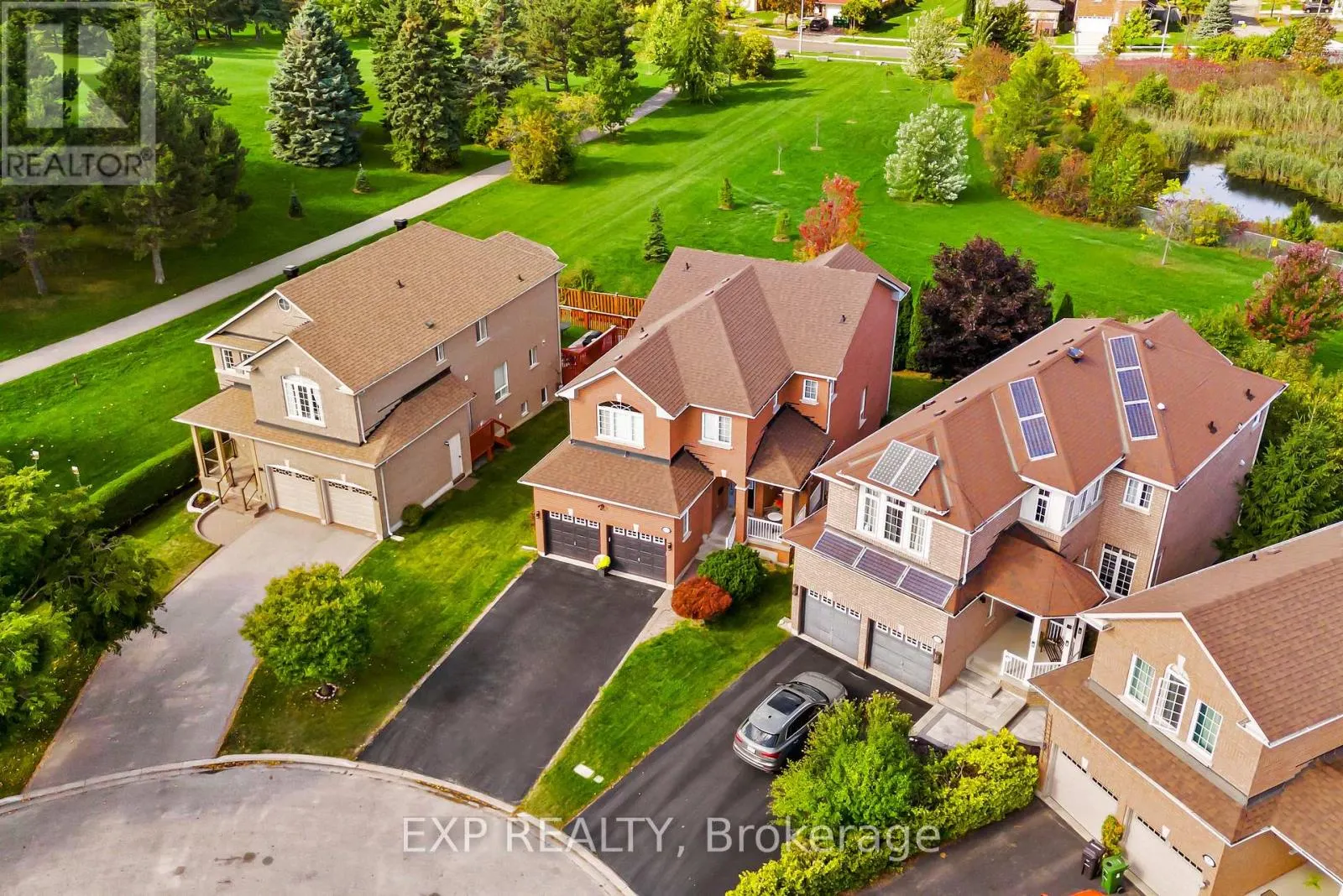 61 TIMBERCREEK COURT