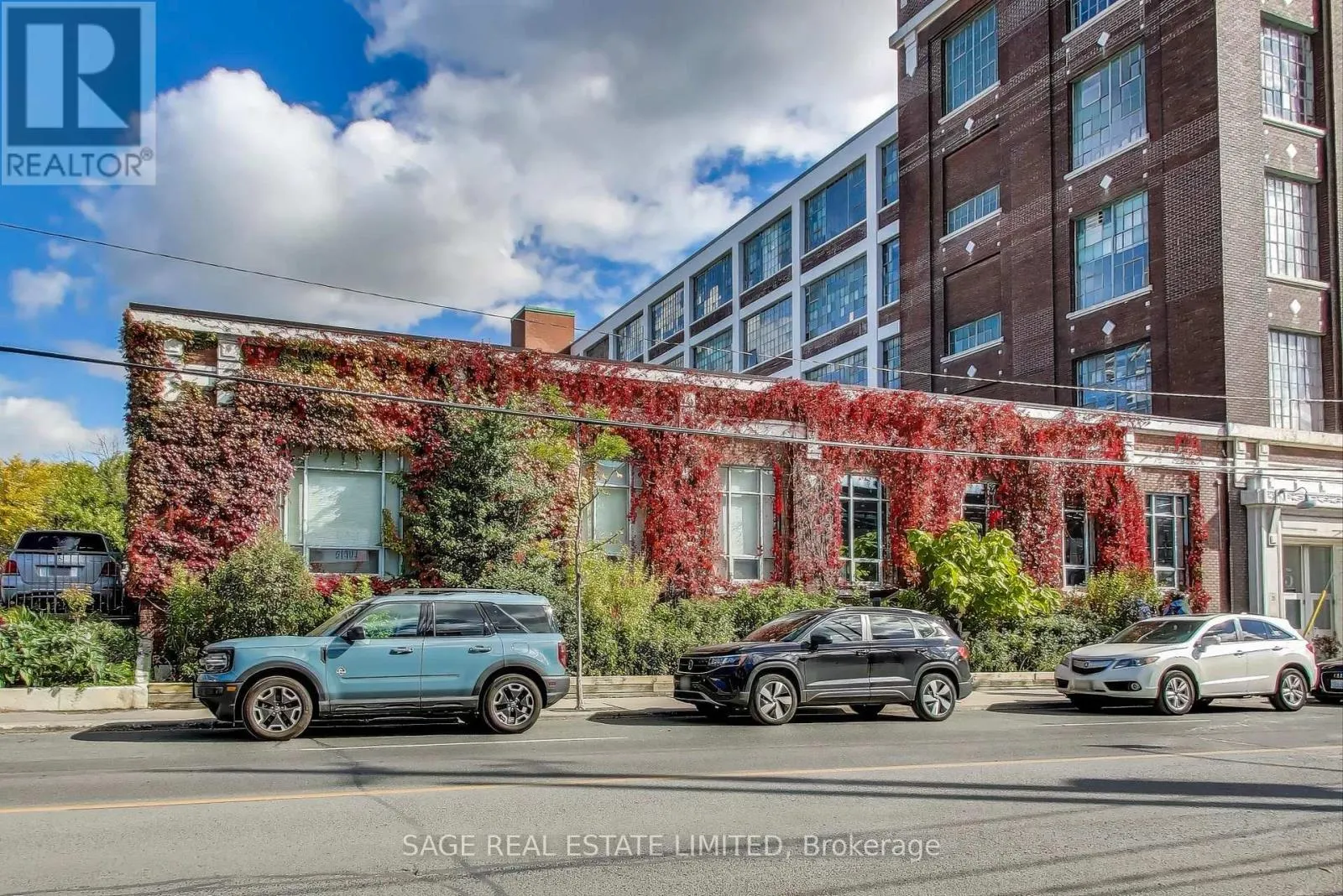 102A - 245 CARLAW AVENUE