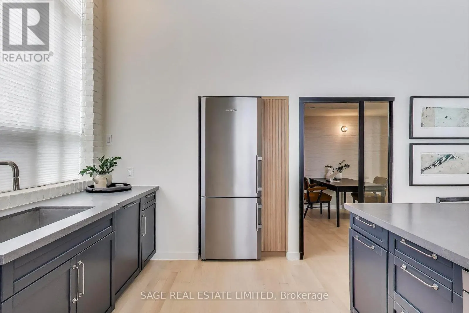 102A - 245 CARLAW AVENUE