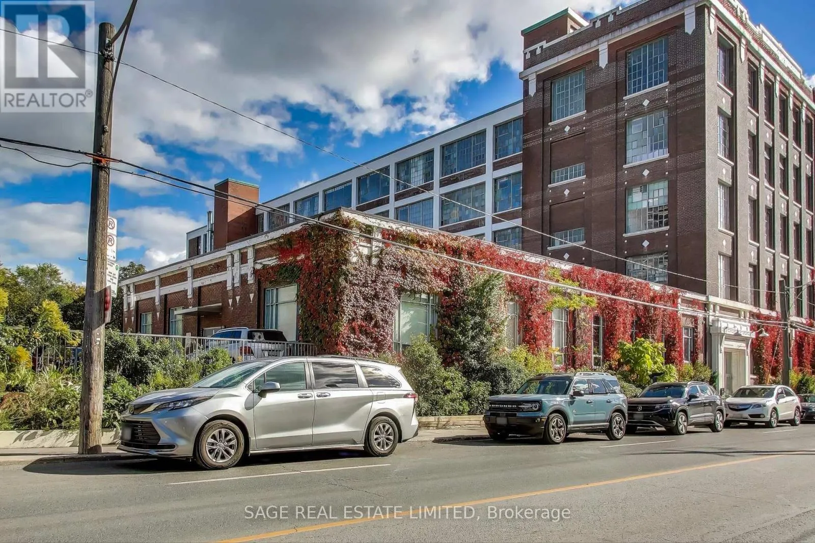 102A - 245 CARLAW AVENUE