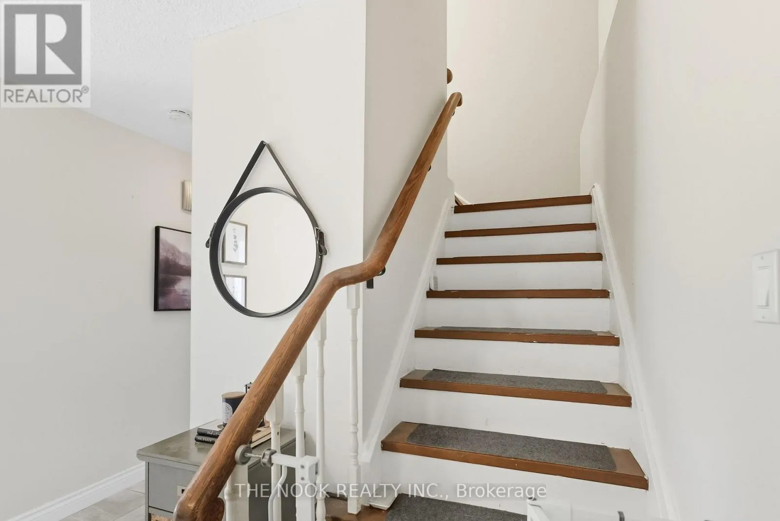 441 CHARRINGTON AVENUE