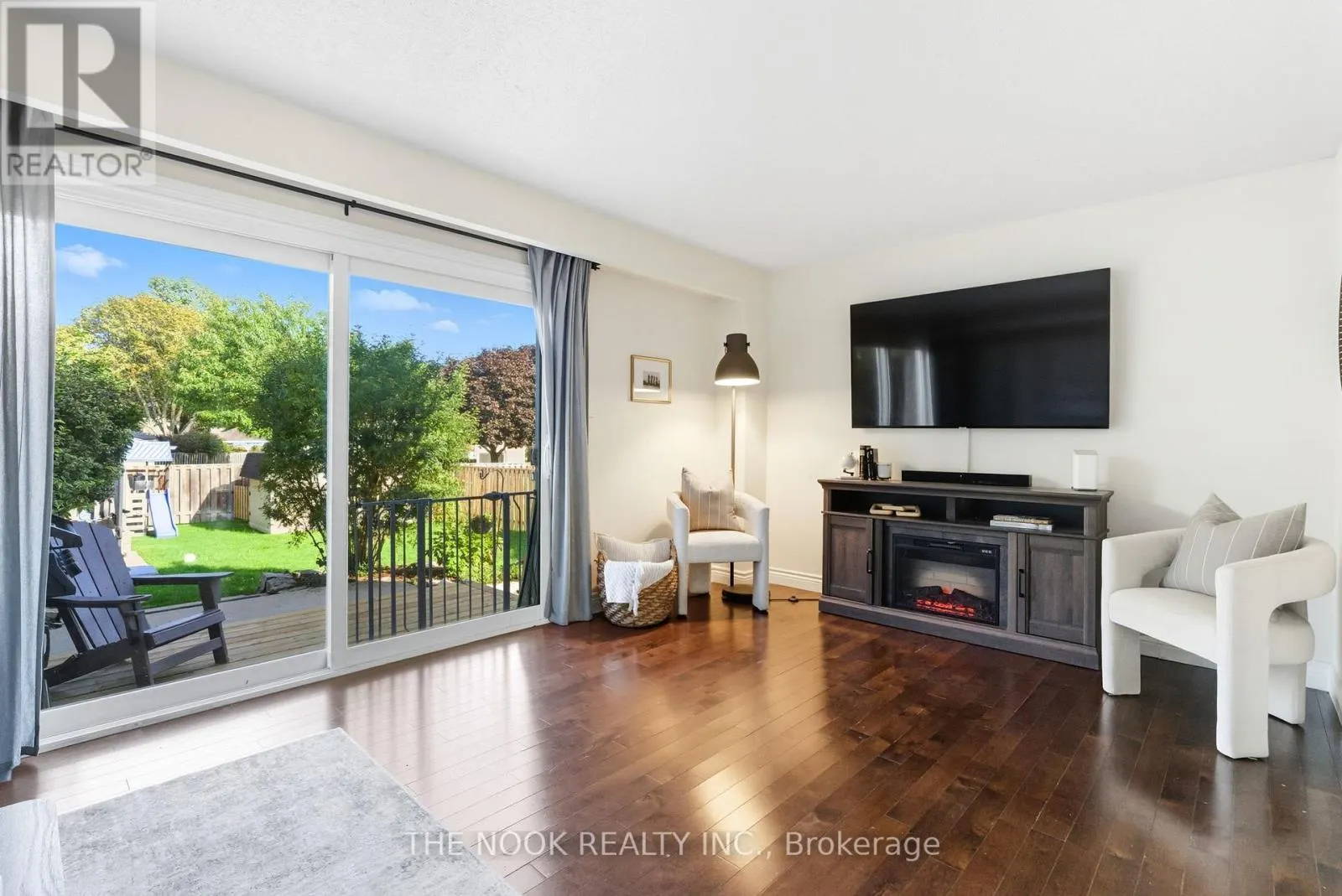 441 CHARRINGTON AVENUE