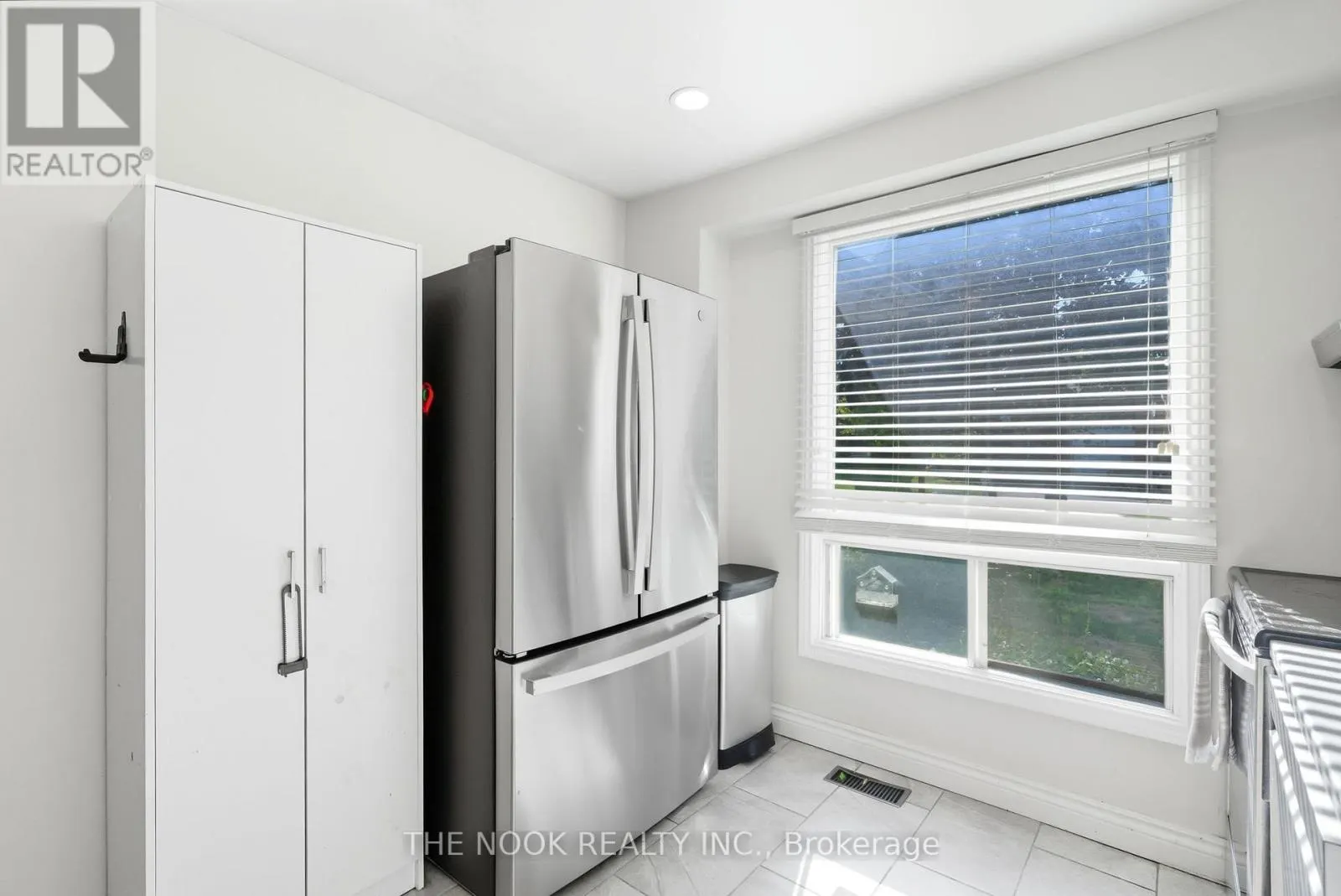 441 CHARRINGTON AVENUE