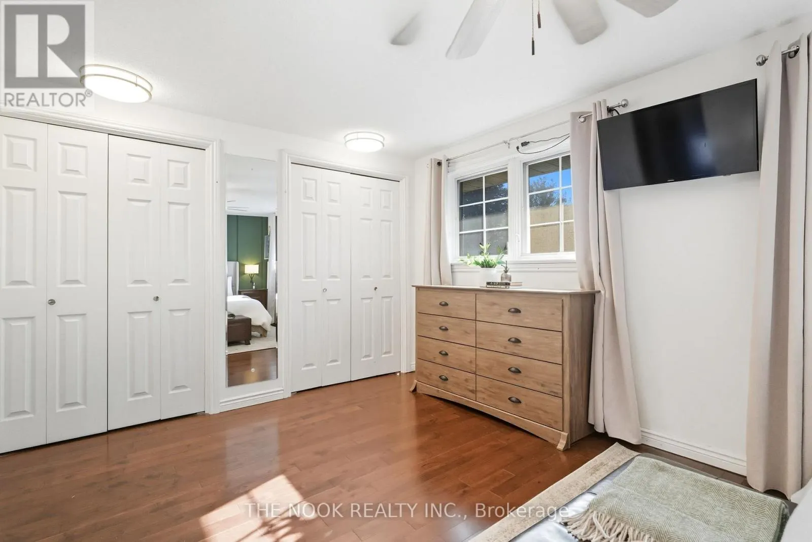 441 CHARRINGTON AVENUE