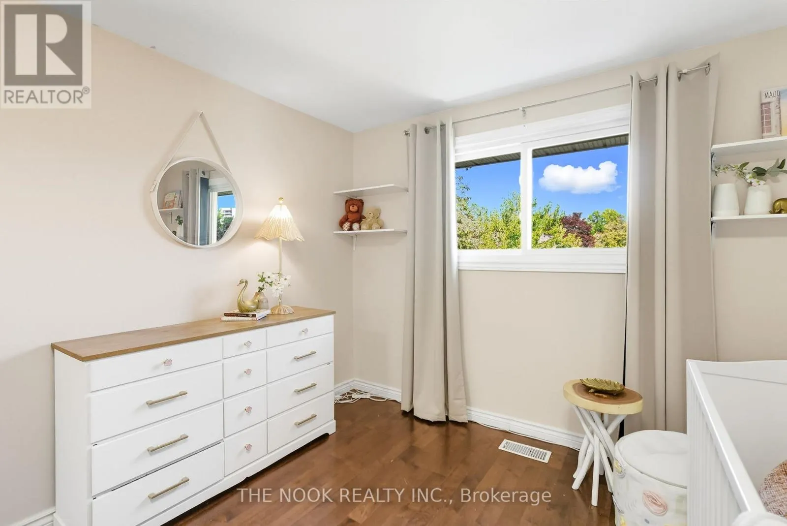 441 CHARRINGTON AVENUE