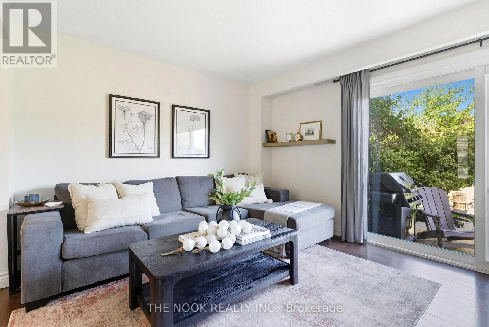 441 CHARRINGTON AVENUE