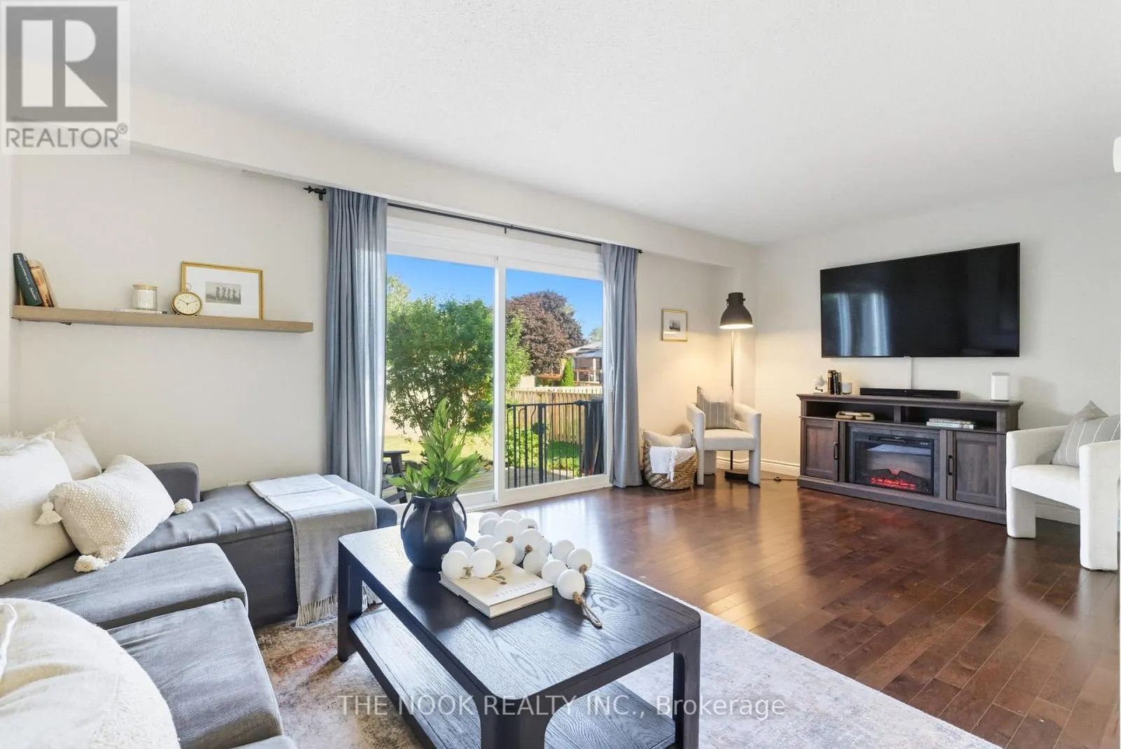 441 CHARRINGTON AVENUE