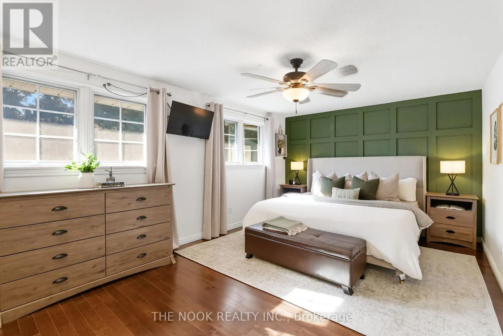 441 CHARRINGTON AVENUE