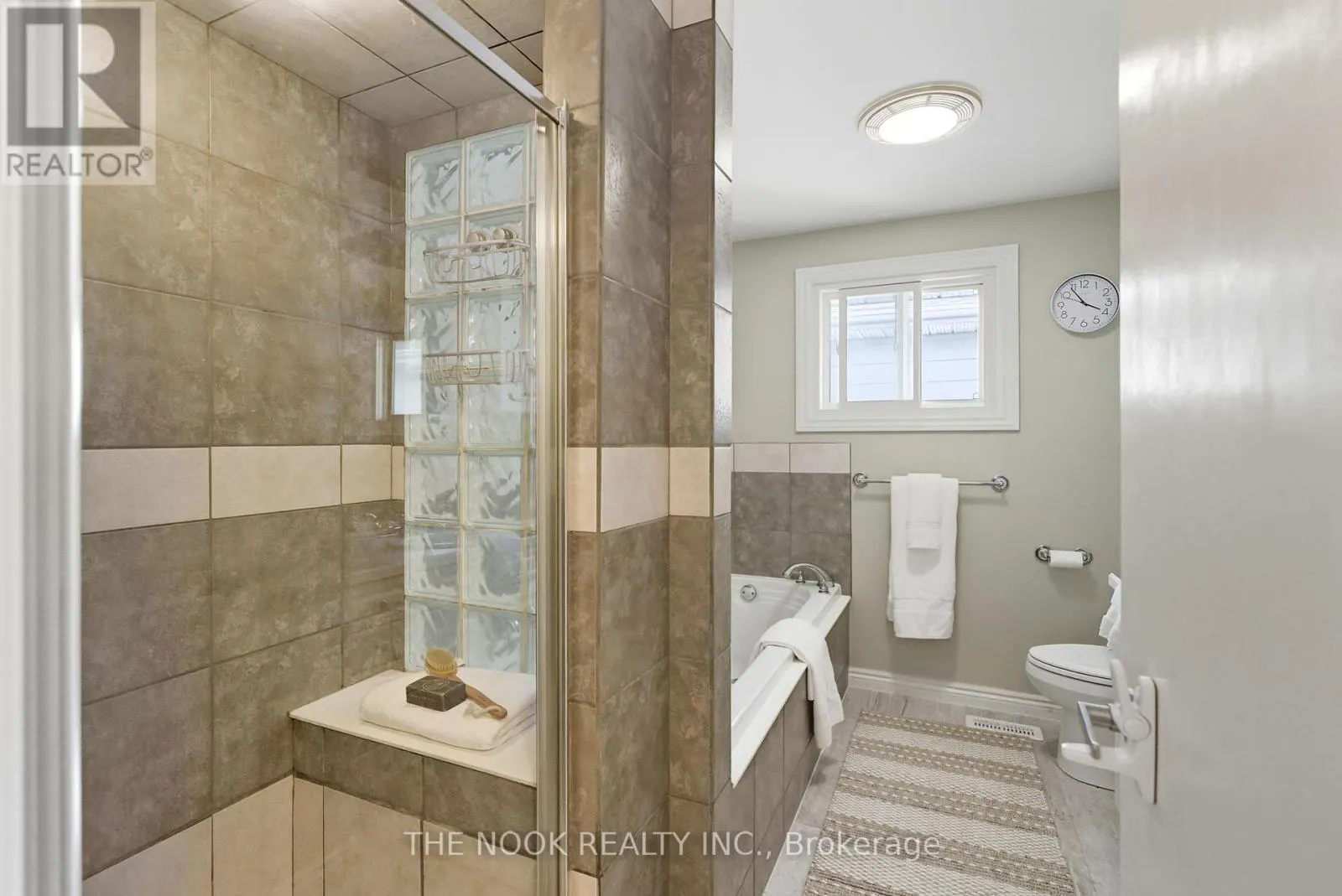 441 CHARRINGTON AVENUE