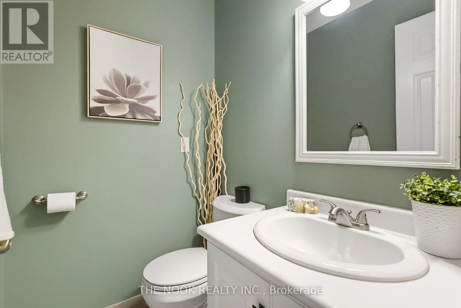 441 CHARRINGTON AVENUE