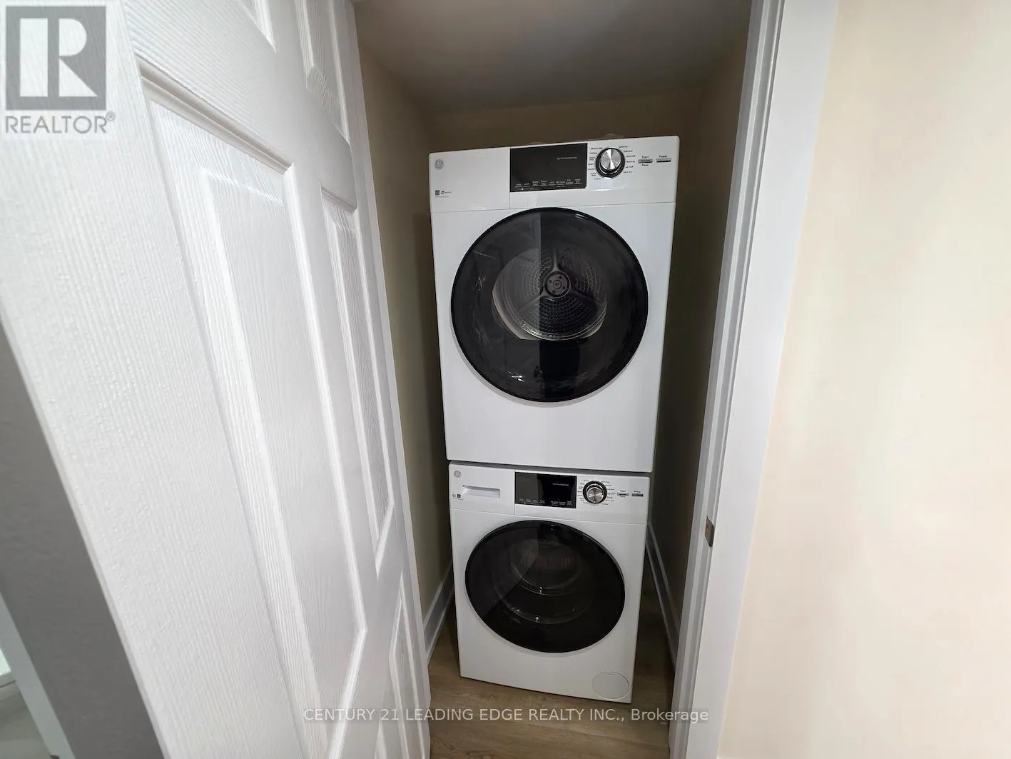 BASEMENT - 51 DEARBOURNE AVENUE