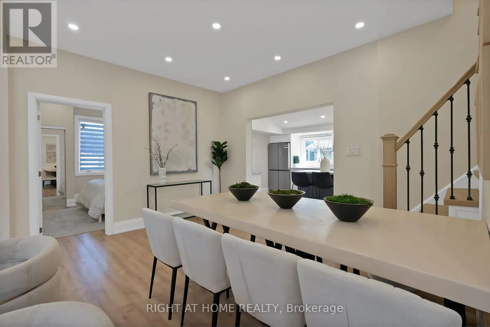 9495 BALDWIN STREET N