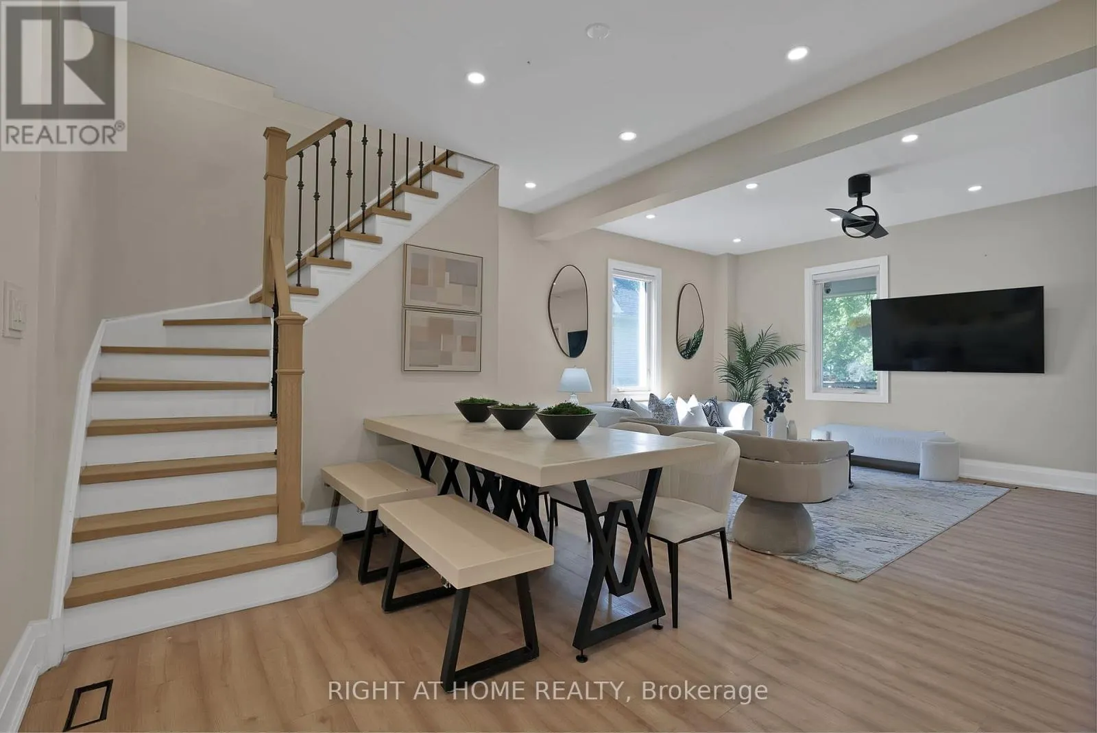 9495 BALDWIN STREET N