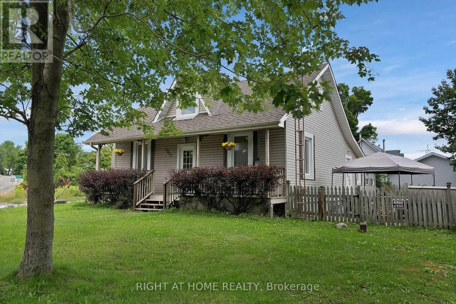 9495 BALDWIN STREET N