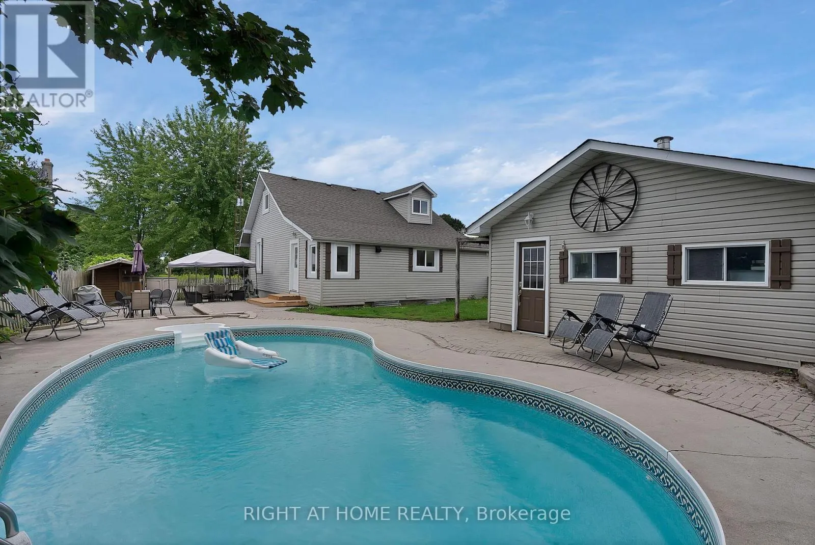 9495 BALDWIN STREET N