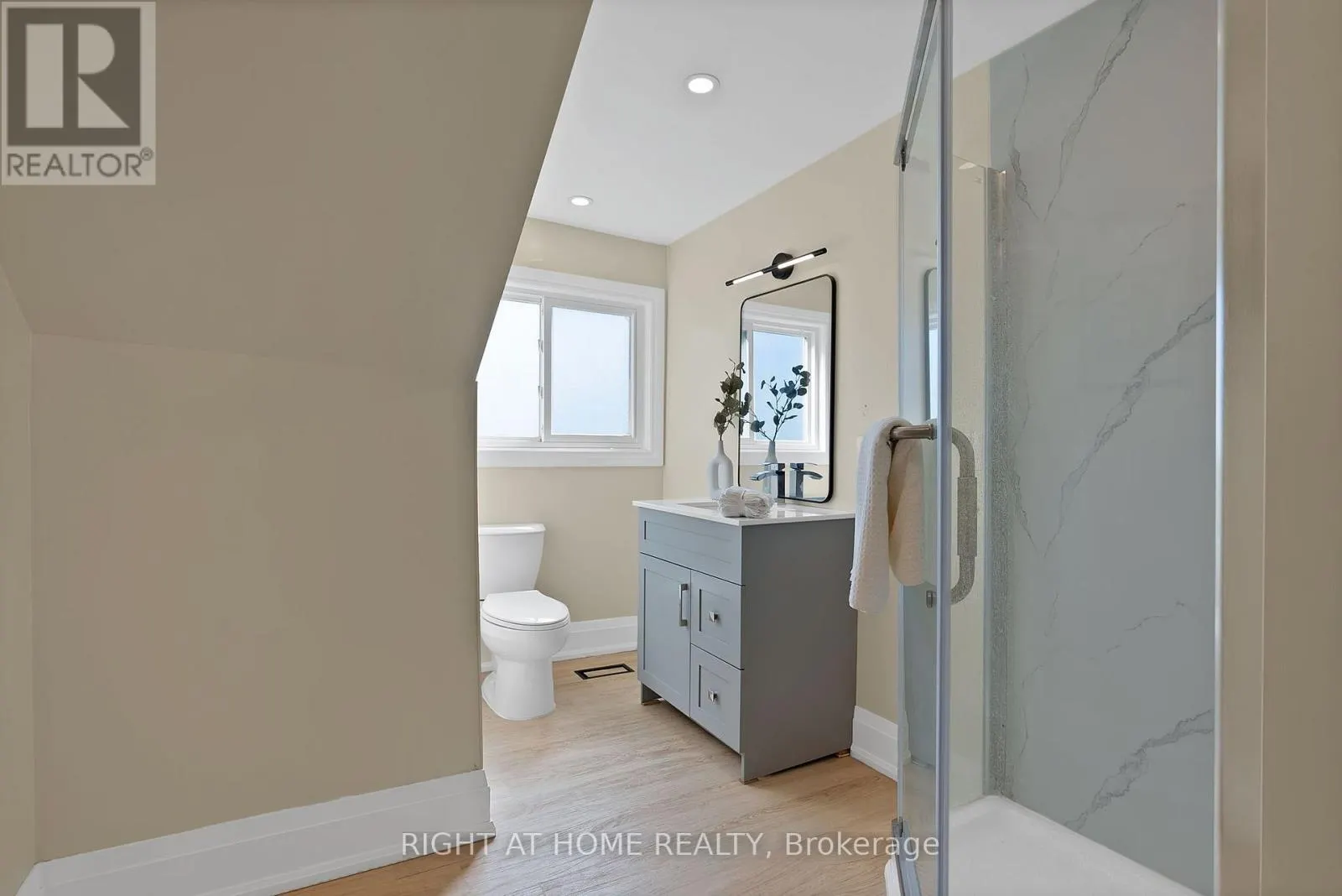 9495 BALDWIN STREET N