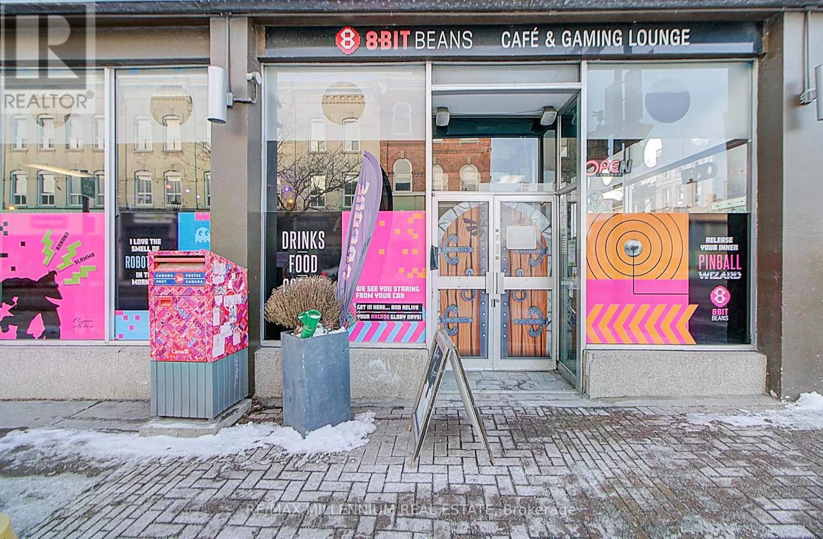 103 - 101 DUNDAS STREET