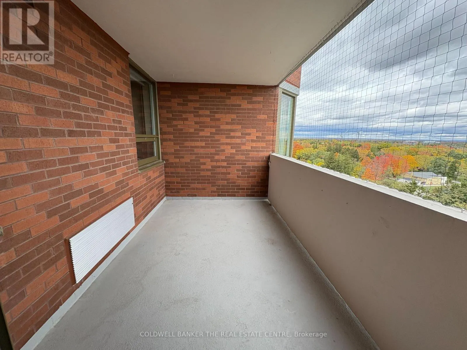 1211 - 121 LING ROAD