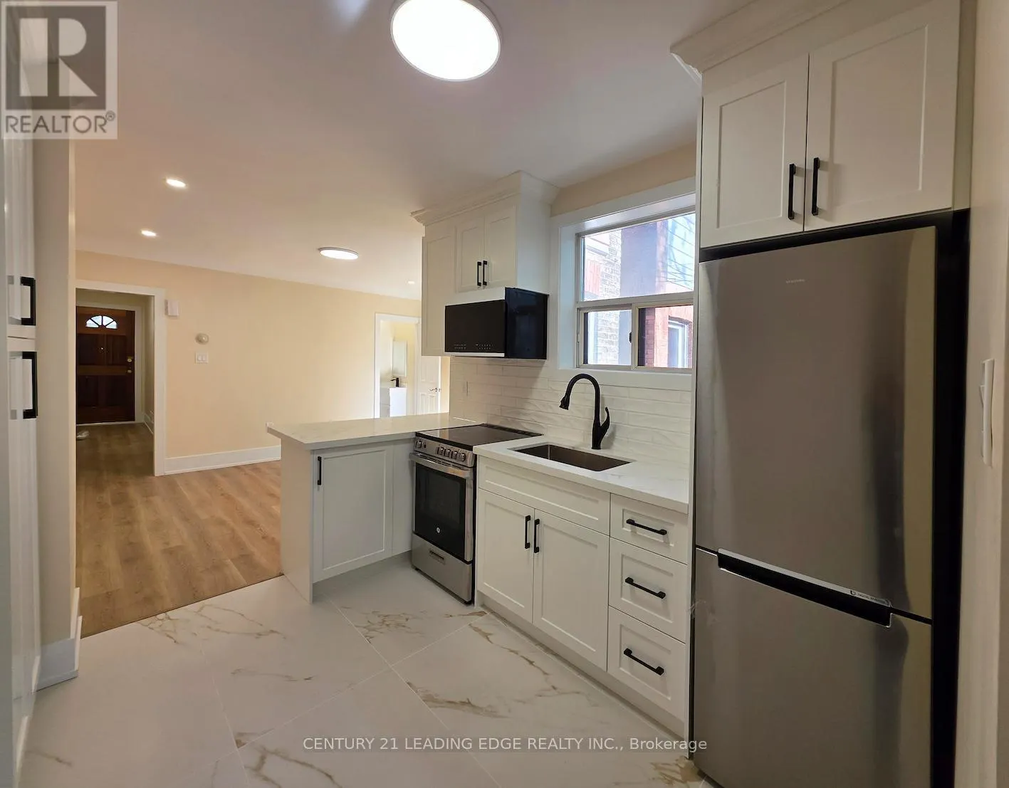 MAIN - 51 DEARBOURNE AVENUE