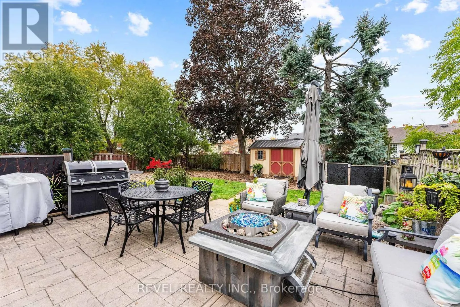 330 REGAL BRIAR STREET