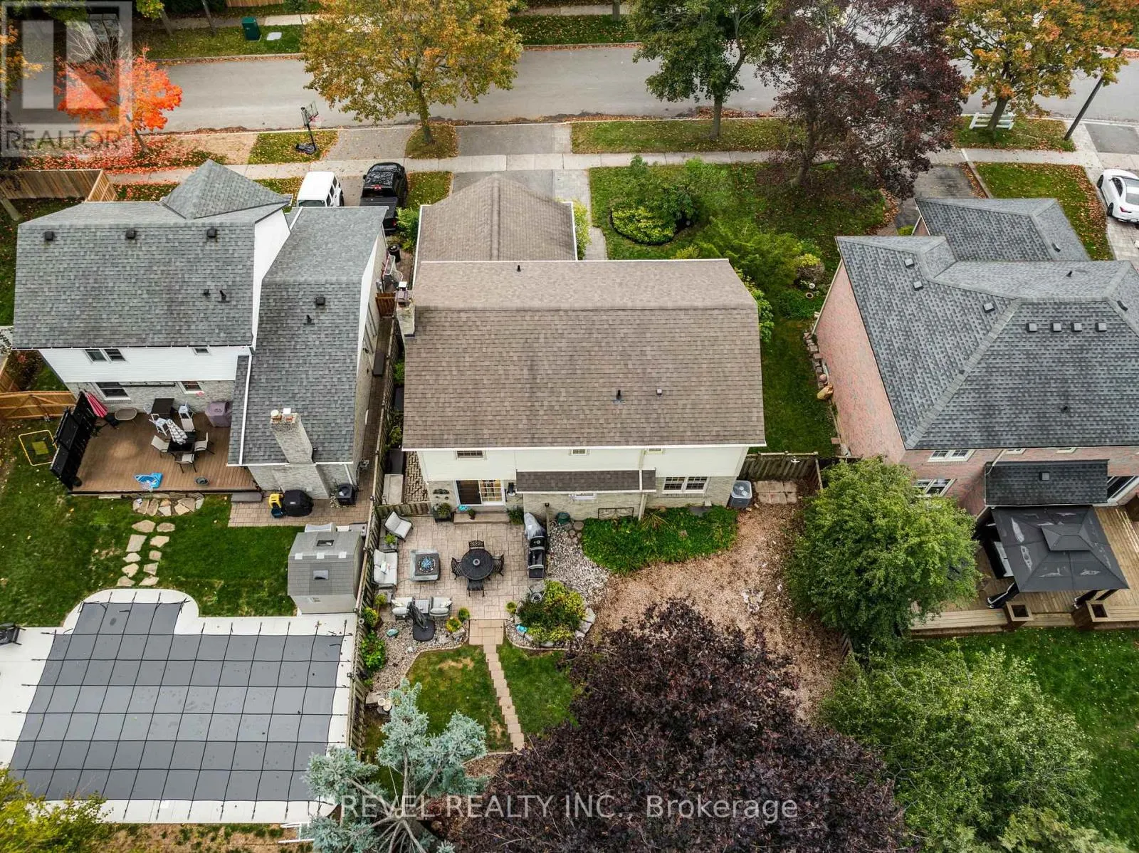 330 REGAL BRIAR STREET