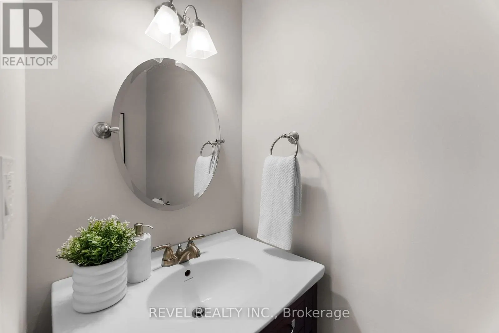 330 REGAL BRIAR STREET