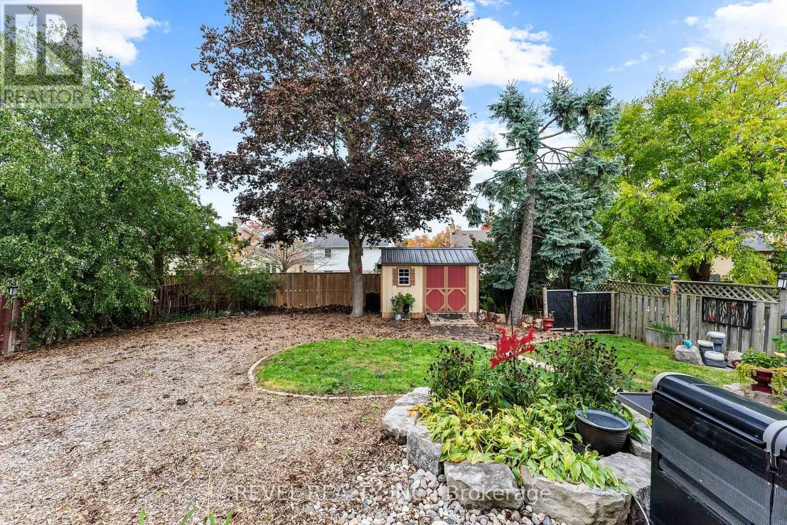 330 REGAL BRIAR STREET