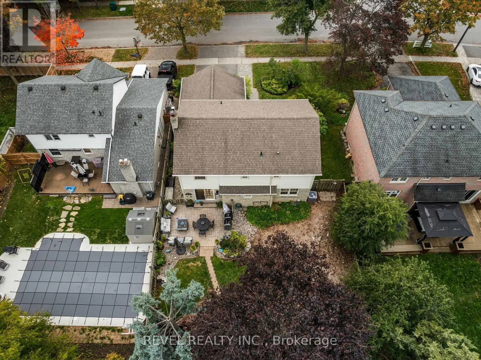 330 REGAL BRIAR STREET