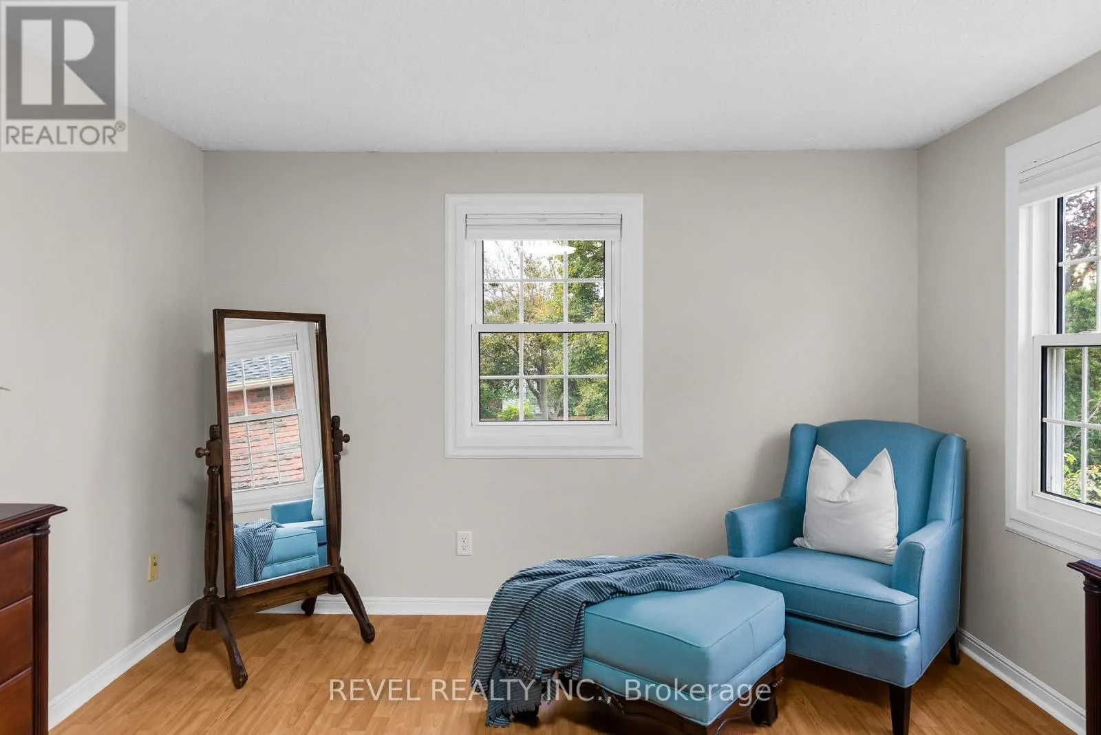 330 REGAL BRIAR STREET