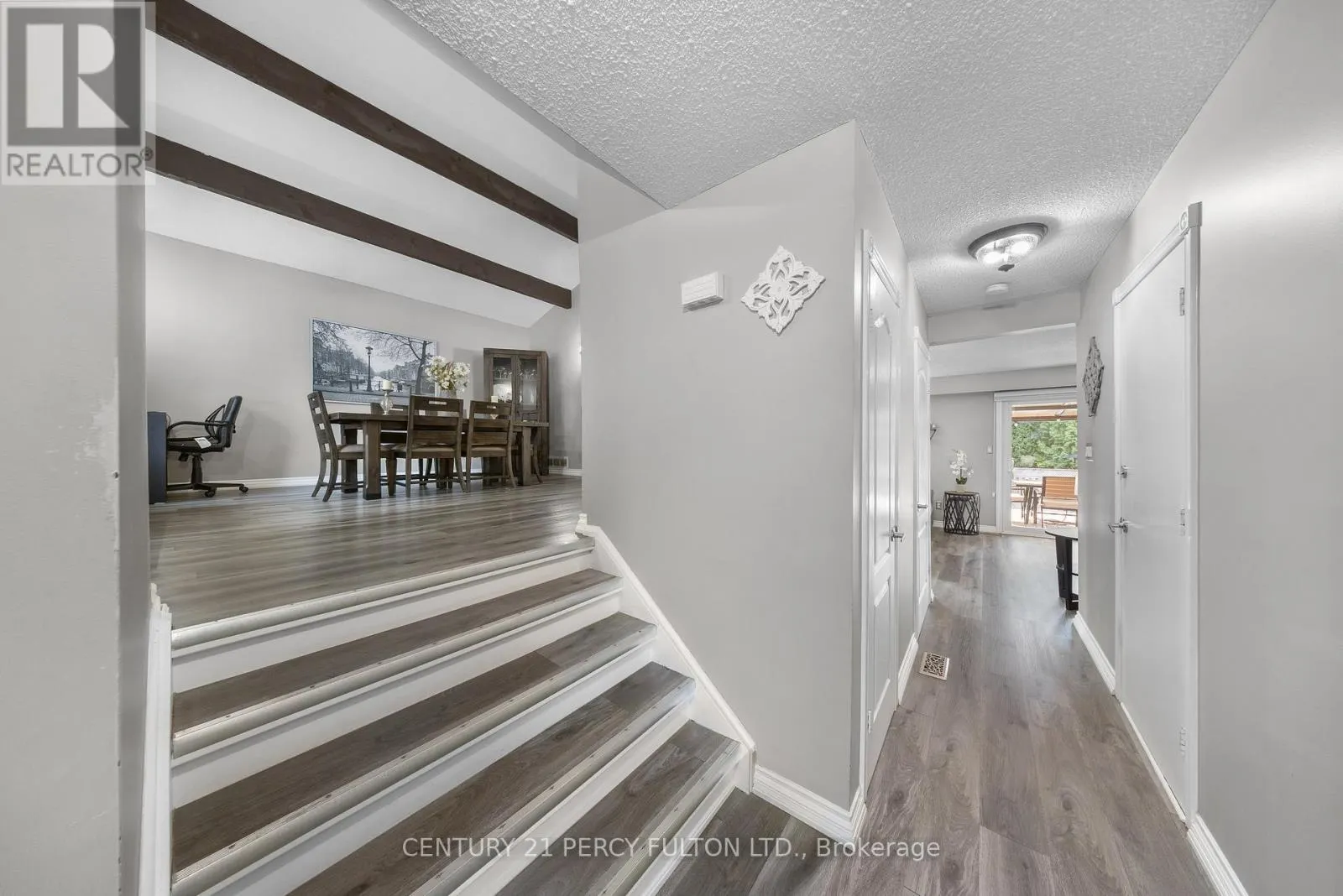 807 JACQUELINE AVENUE