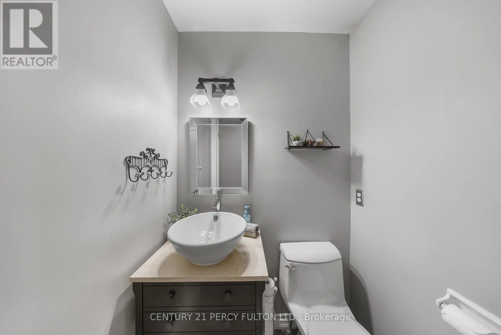 807 JACQUELINE AVENUE