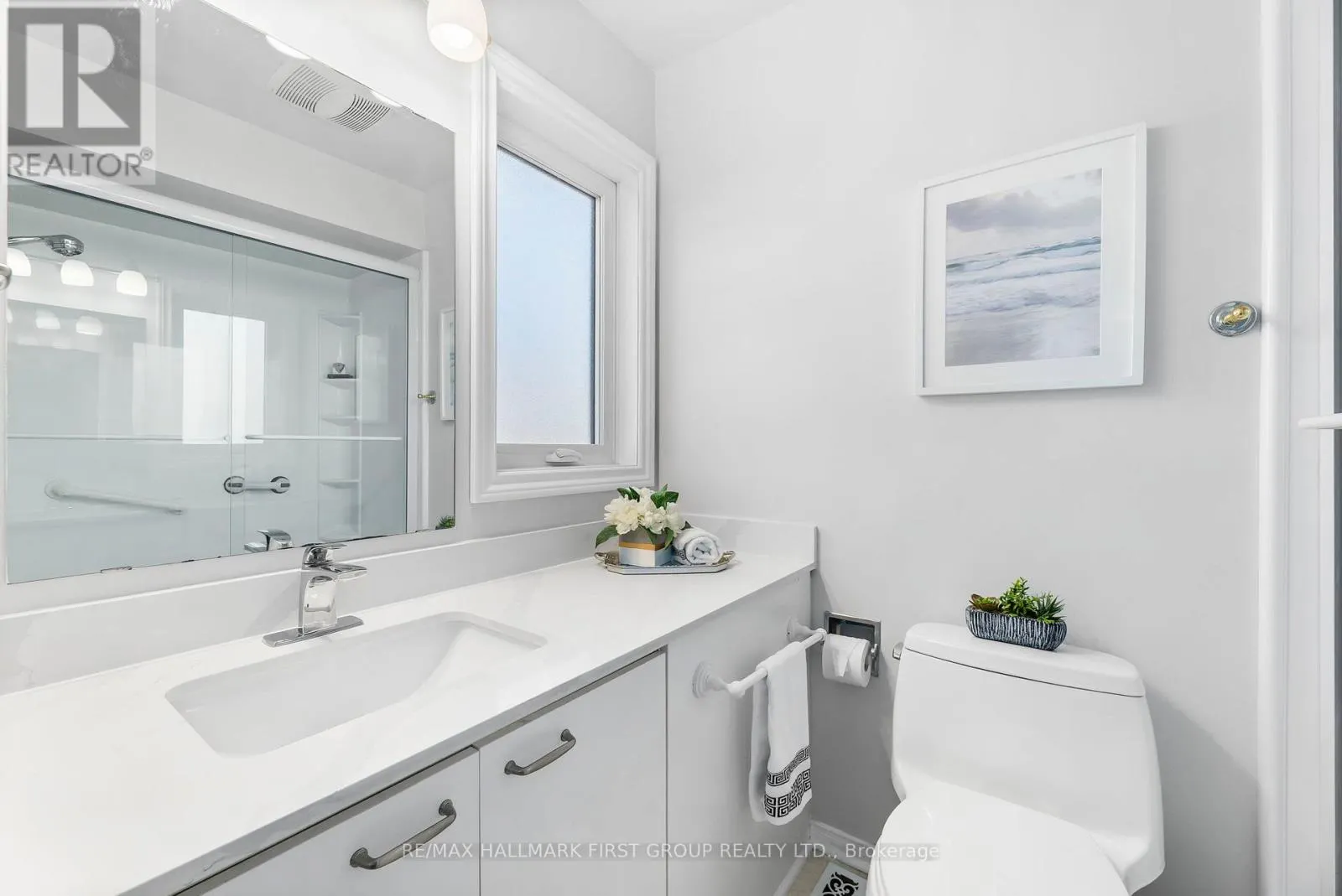 122 THICKET CRESCENT