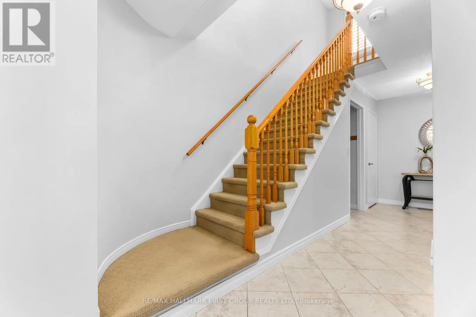 122 THICKET CRESCENT