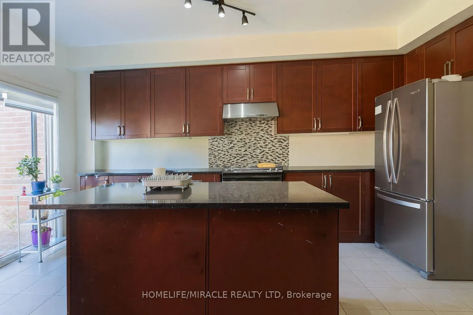 1185 KETTERING DRIVE