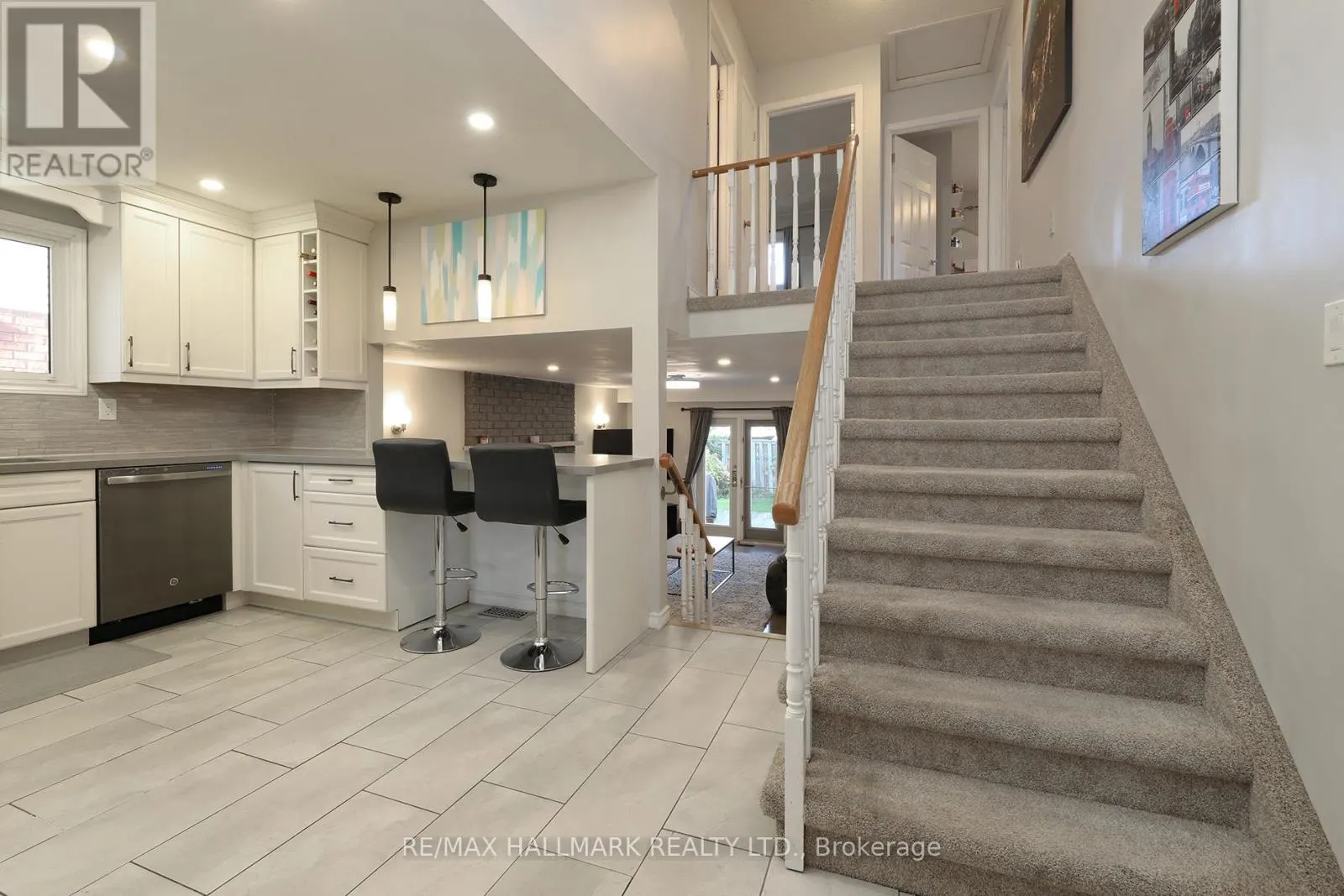 944 WILLIAM BOOTH CRESCENT