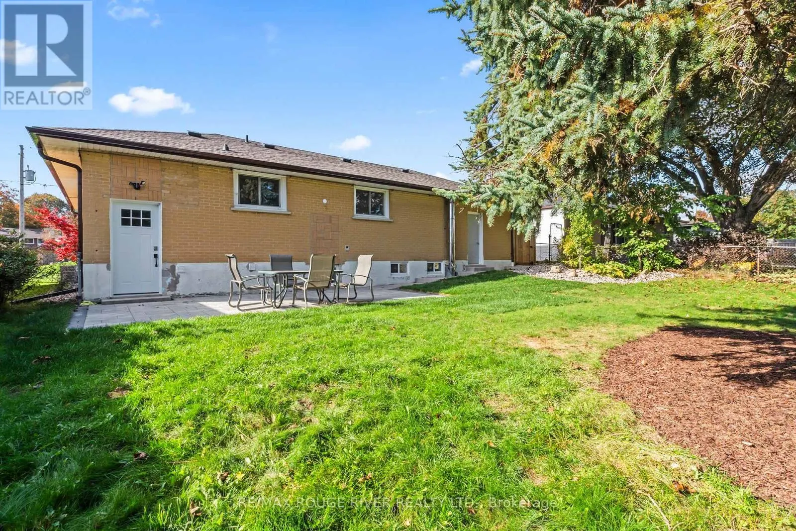 745 GLENGROVE STREET