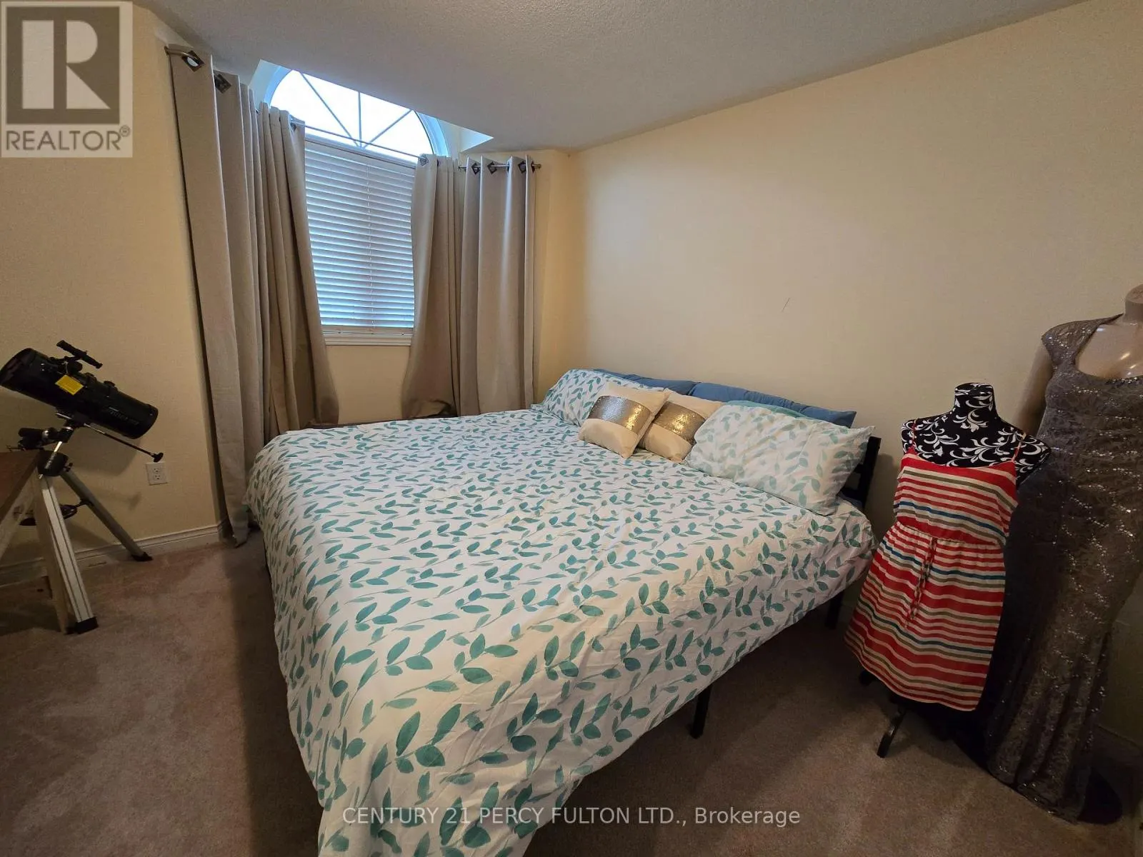 1979 RIVERTON STREET