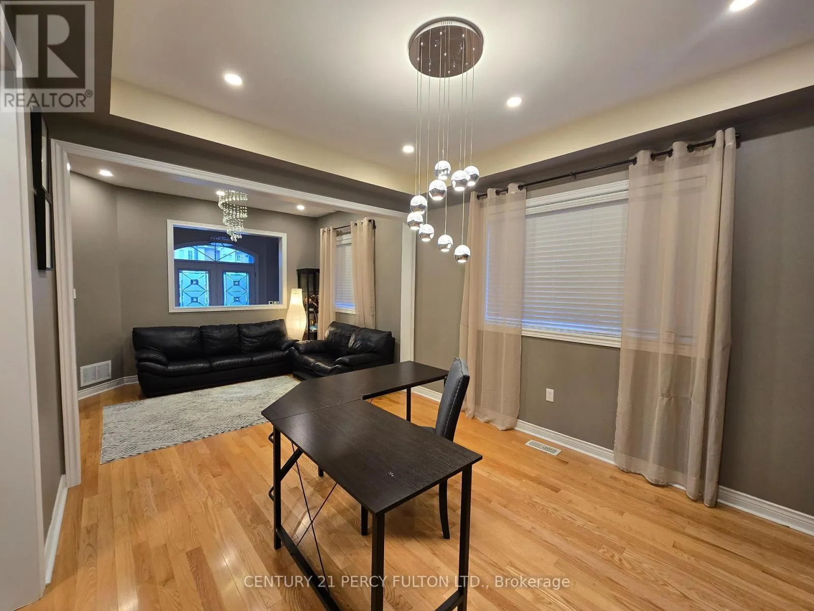 1979 RIVERTON STREET