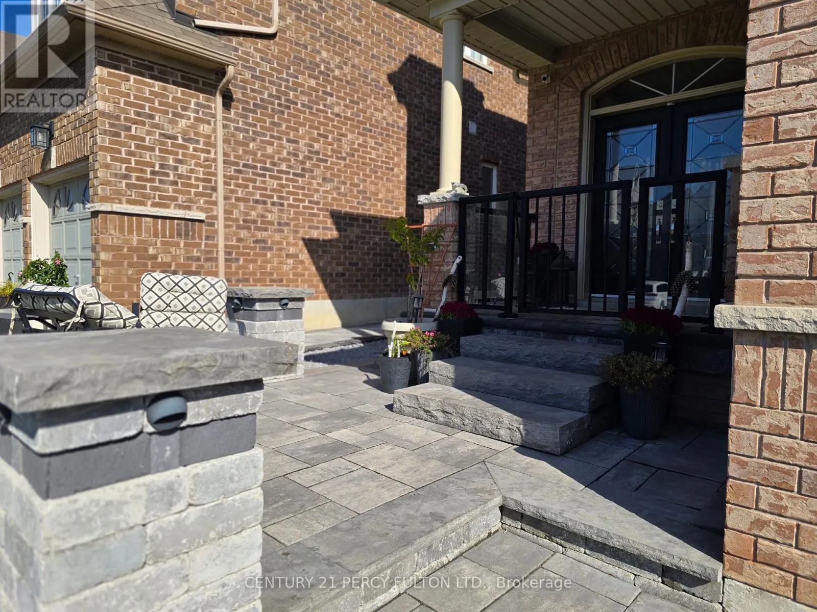 1979 RIVERTON STREET