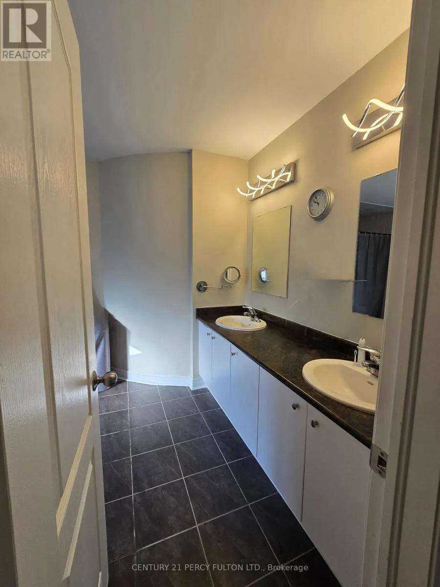 1979 RIVERTON STREET