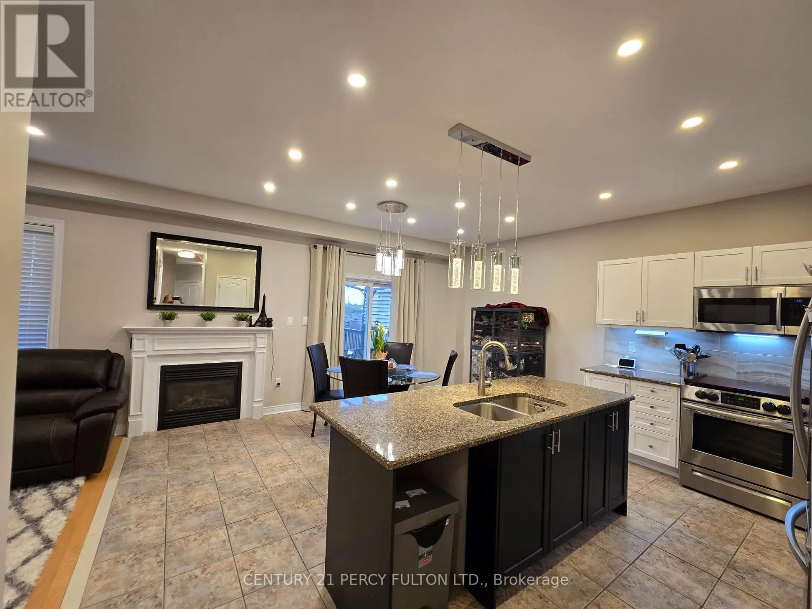 1979 RIVERTON STREET