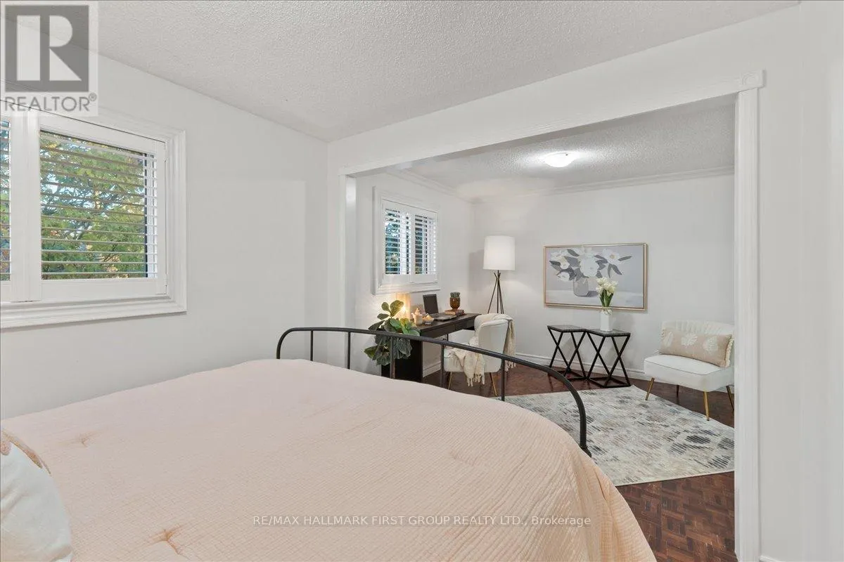 1238 CHARLOTTE CIRCLE