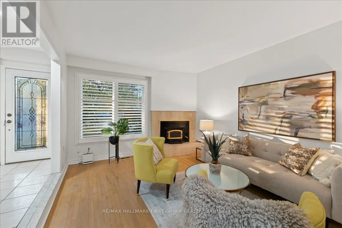 1238 CHARLOTTE CIRCLE