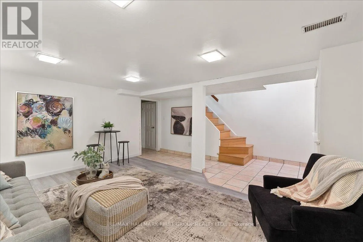 1238 CHARLOTTE CIRCLE