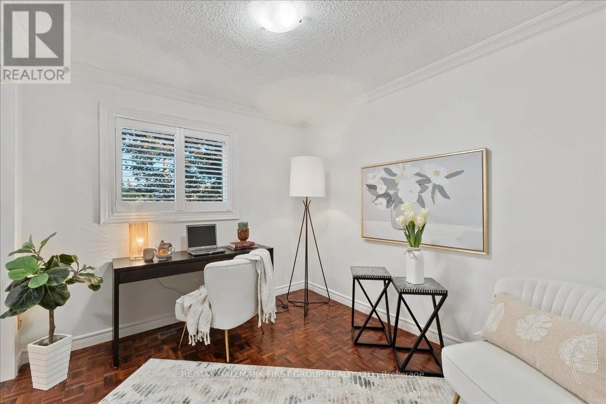 1238 CHARLOTTE CIRCLE