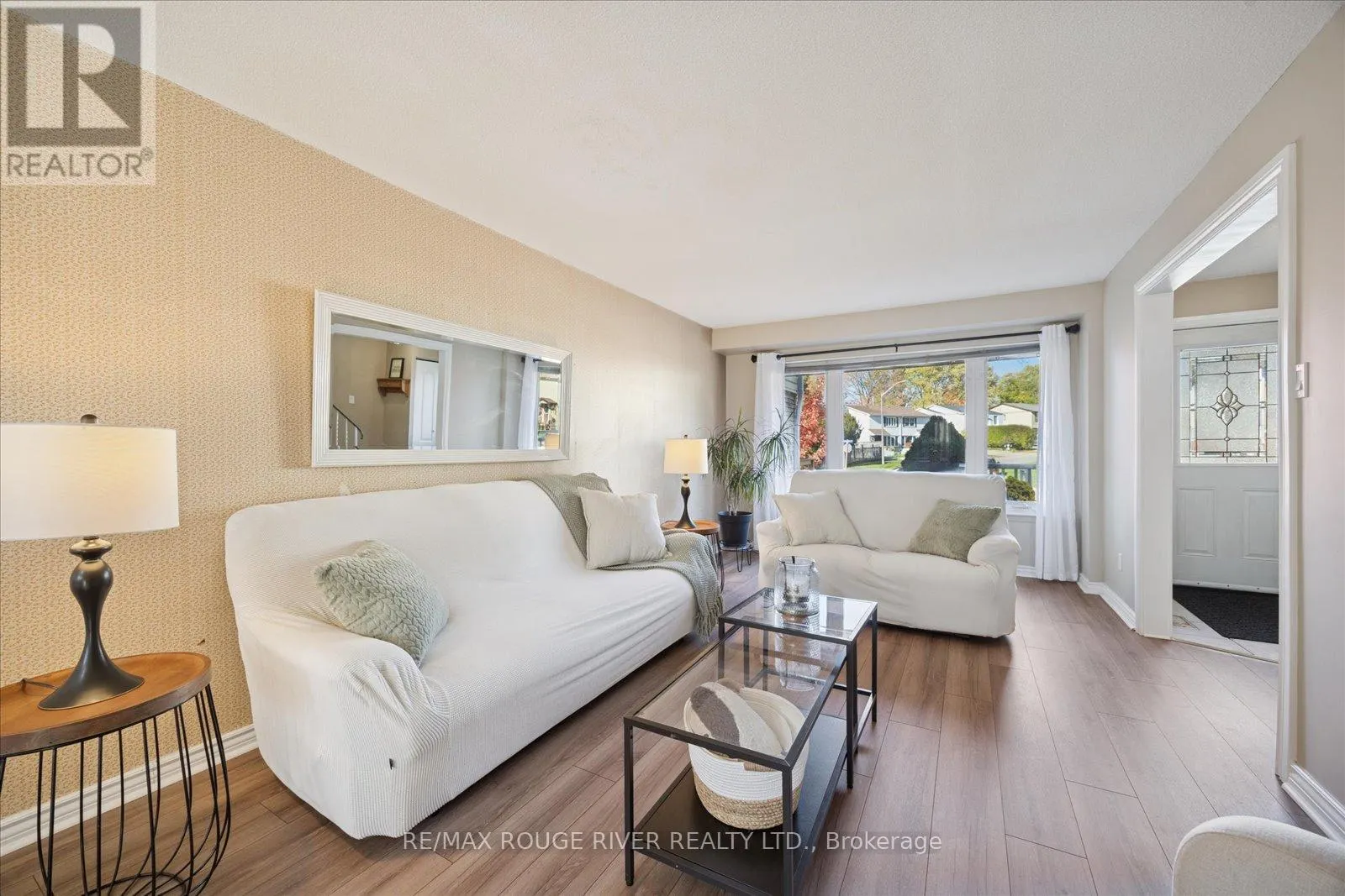 695 HILLCROFT STREET