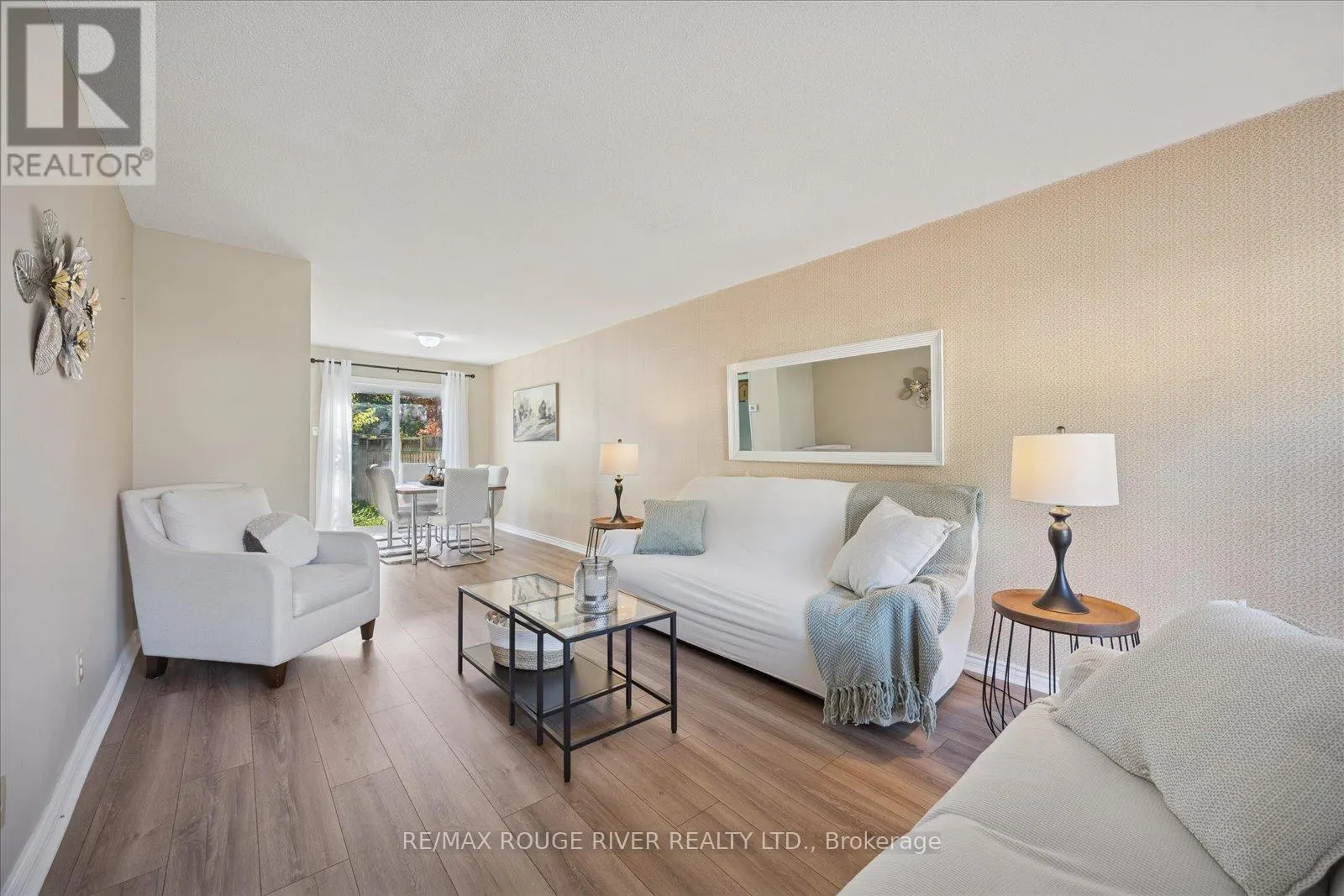 695 HILLCROFT STREET