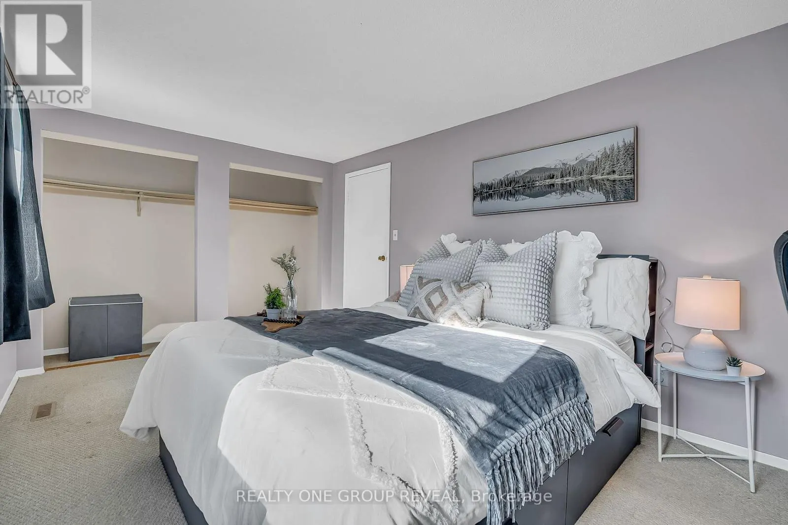 1343 FENELON CRESCENT