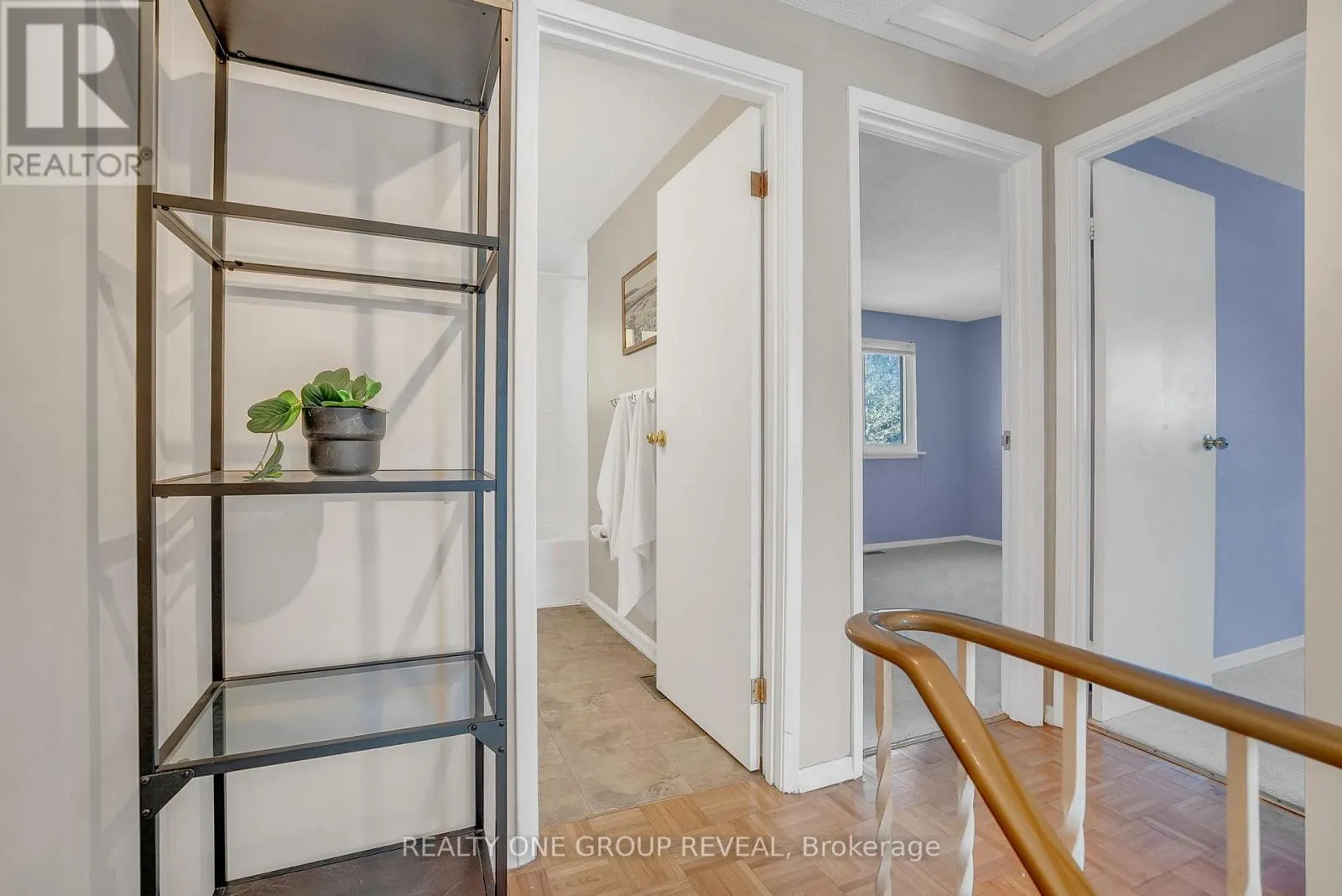 1343 FENELON CRESCENT